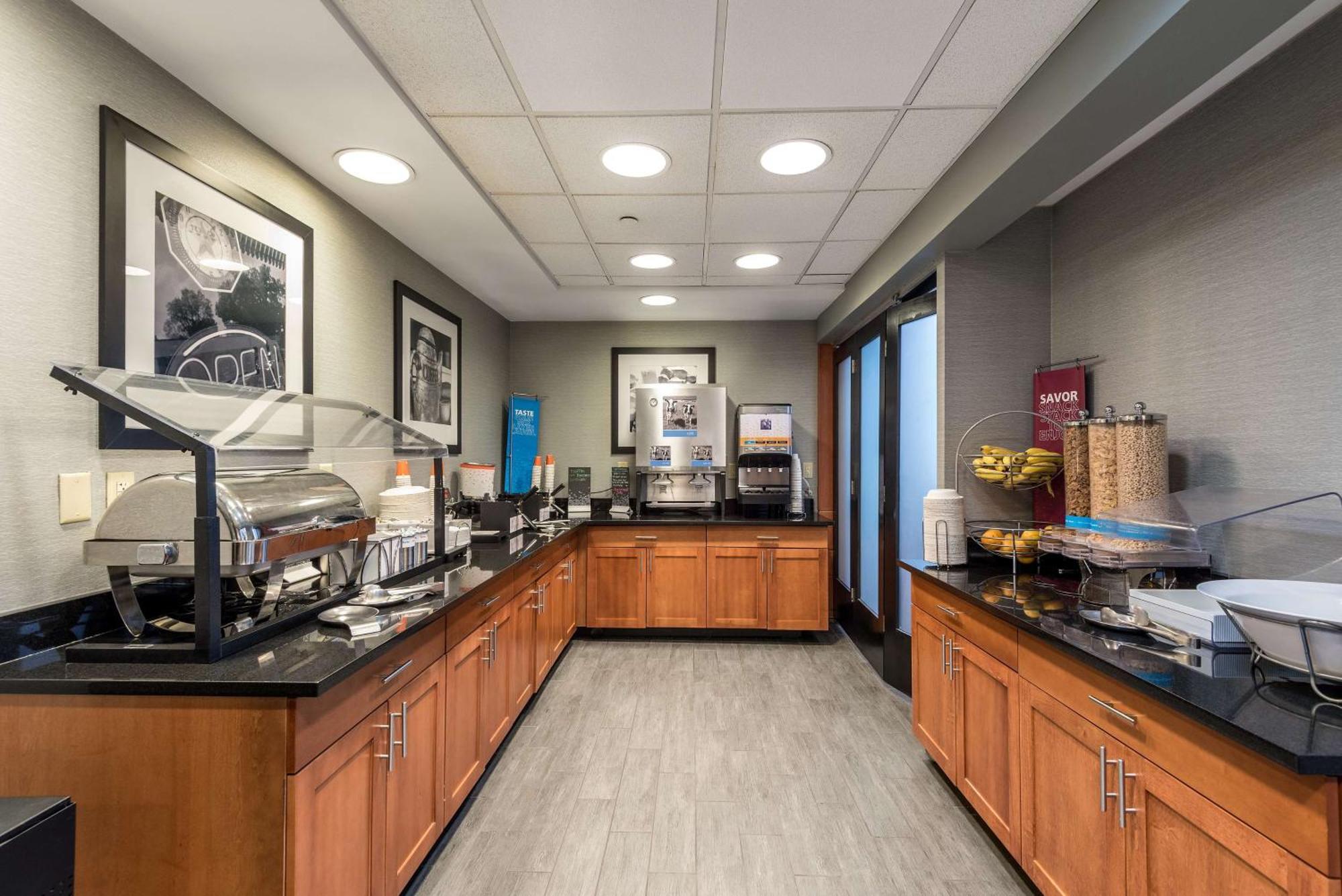 Hampton Inn & Suites Orlando-South Lake Buena Vista Kissimmee Eksteriør billede