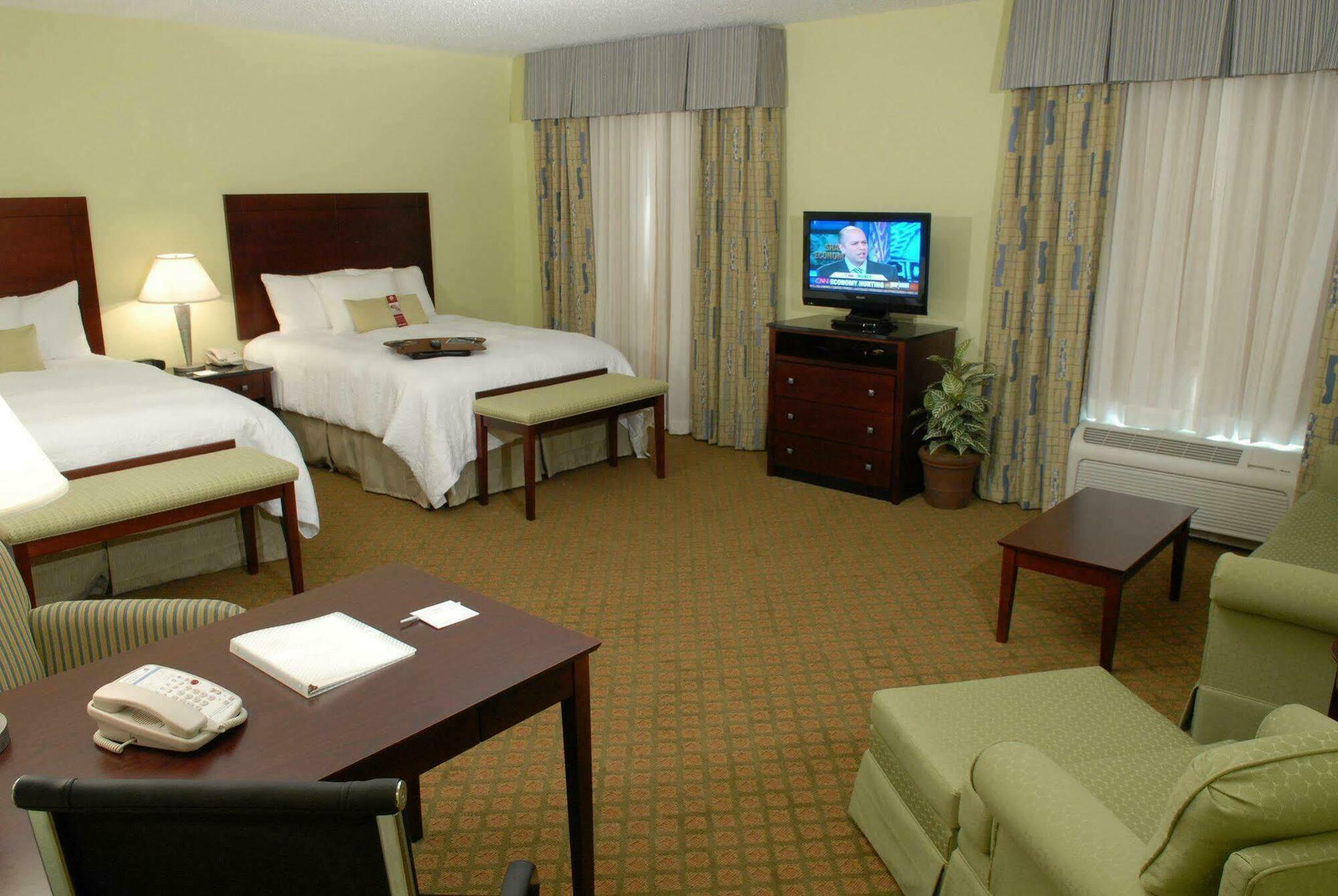 Hampton Inn & Suites Orlando-South Lake Buena Vista Kissimmee Eksteriør billede